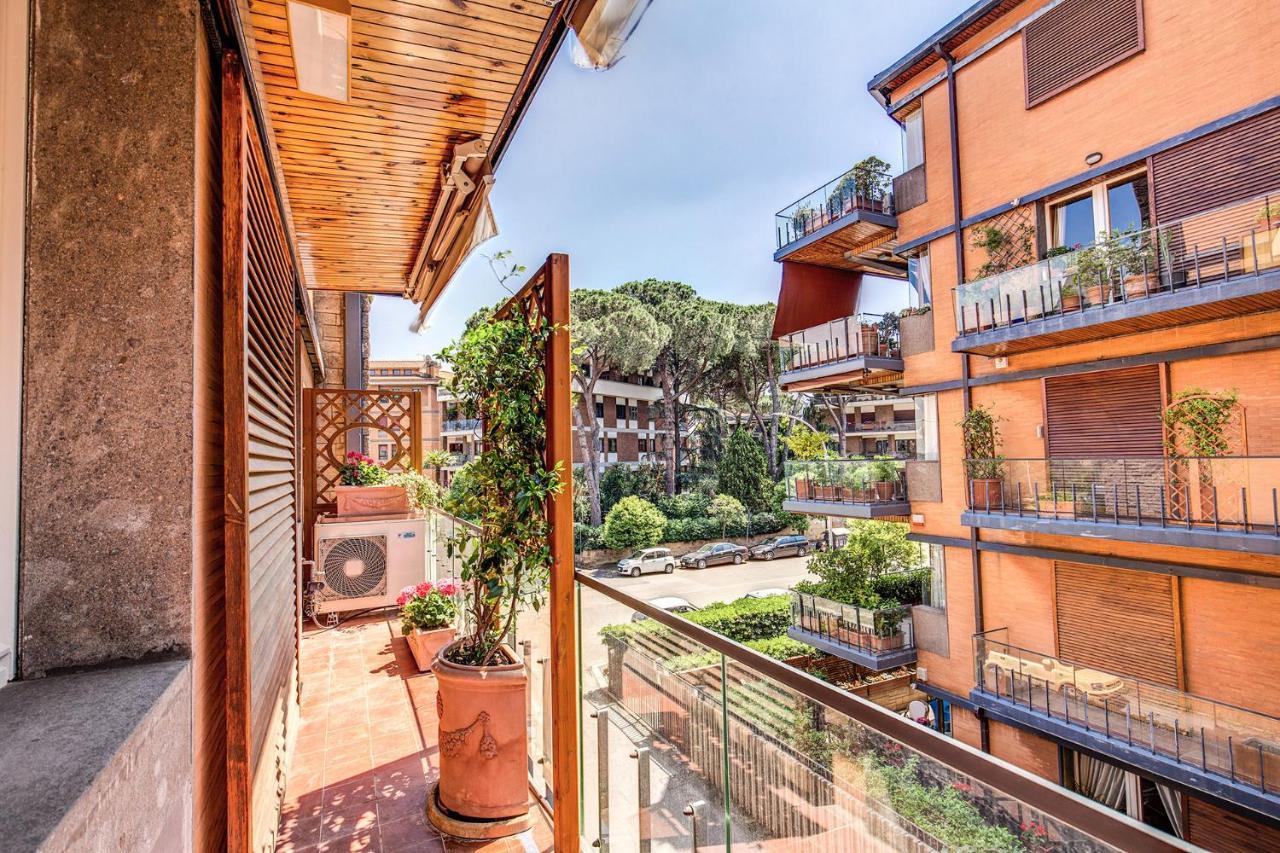 Terrazza Piccolomini: Elegant Apartment Stunning View Over Rome/St Peter'S Dome Esterno foto