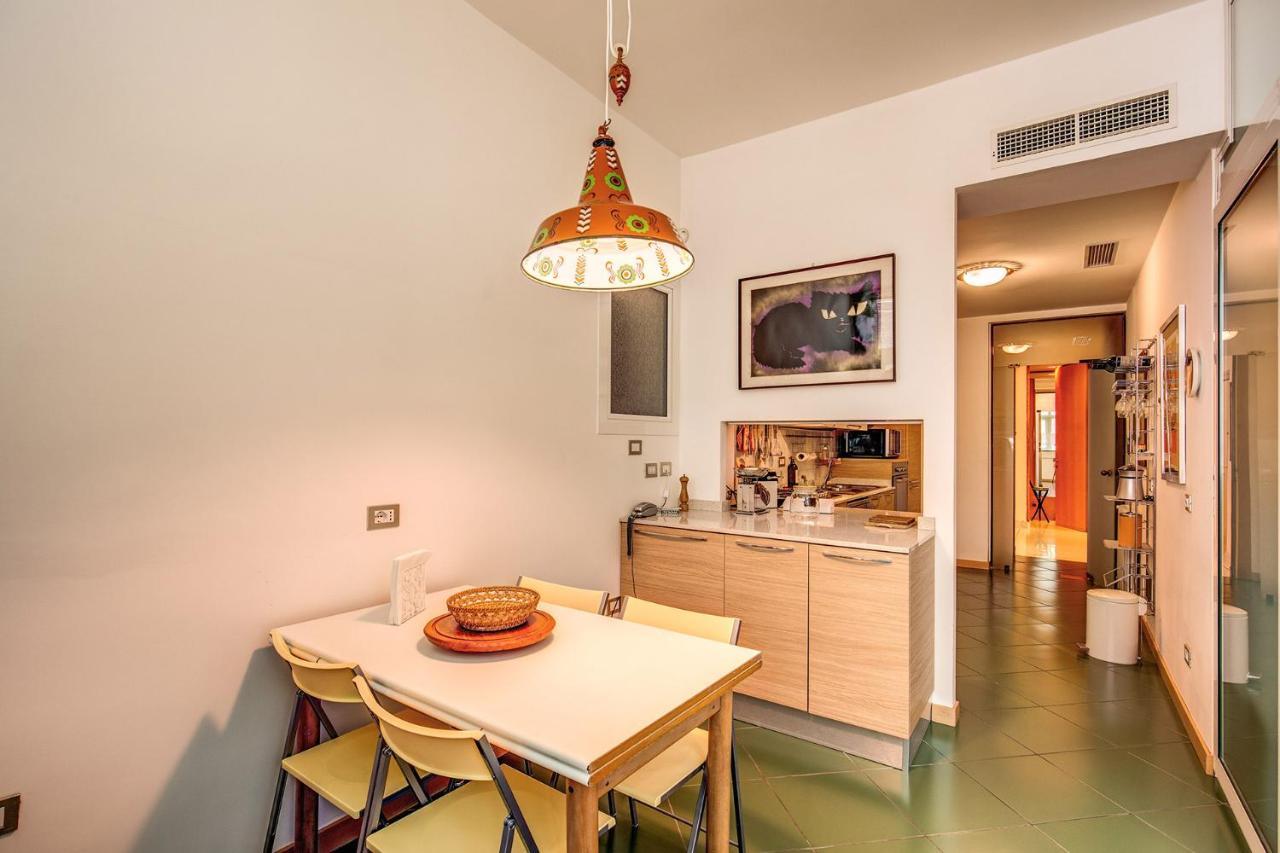 Terrazza Piccolomini: Elegant Apartment Stunning View Over Rome/St Peter'S Dome Esterno foto