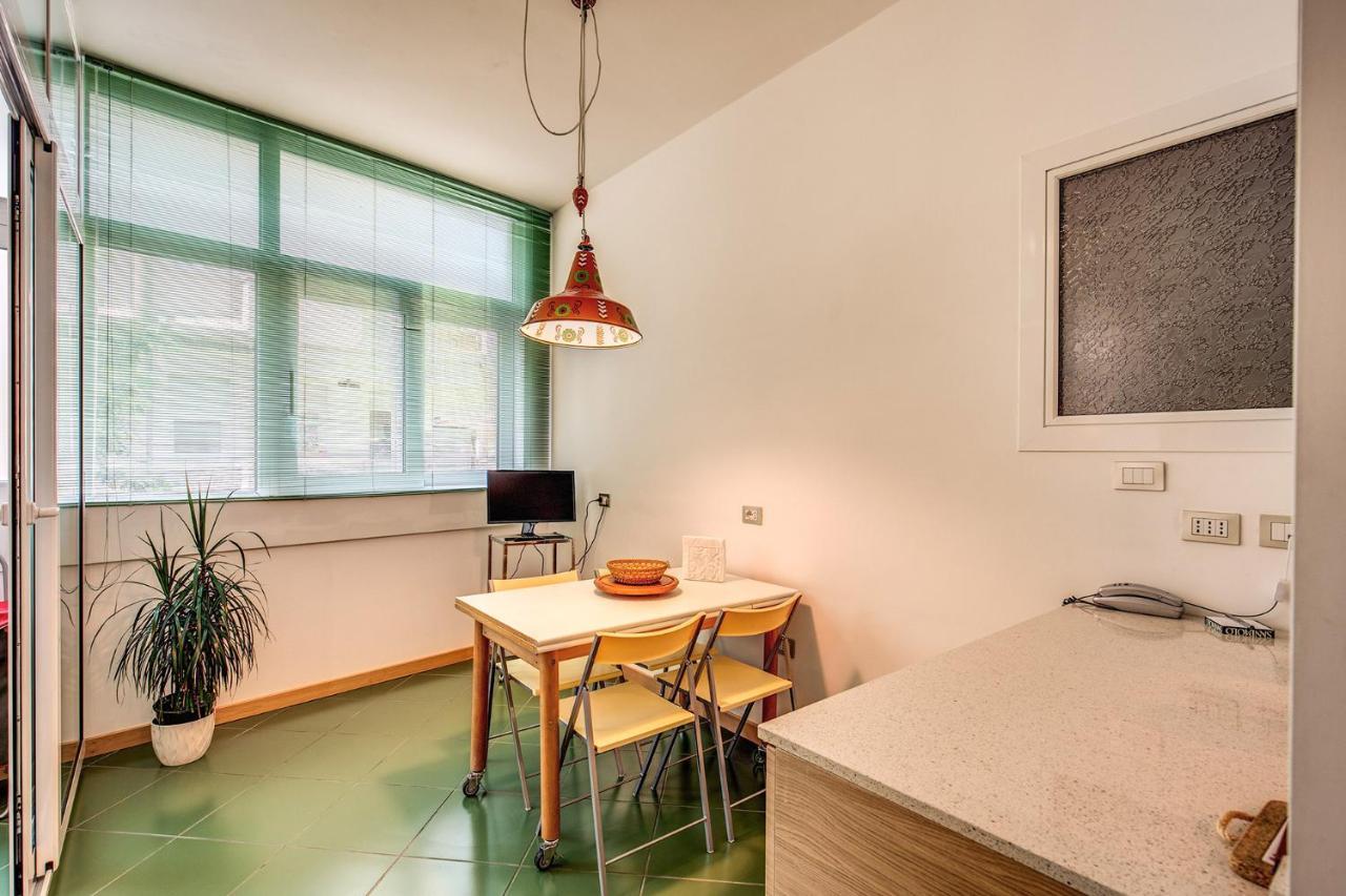 Terrazza Piccolomini: Elegant Apartment Stunning View Over Rome/St Peter'S Dome Esterno foto